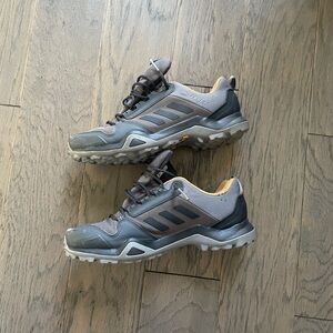 Men’s Adidas Terrex Goretex Shoes, size 11